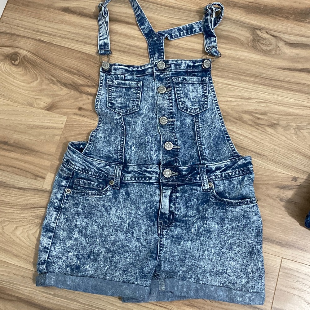 Small overalls